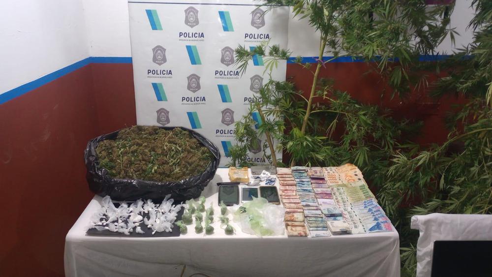 Allanamiento deja un detenido por posesión de drogas y elementos robados