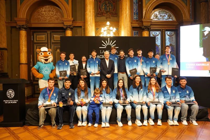 Delegación platense que participó en Santa Fe