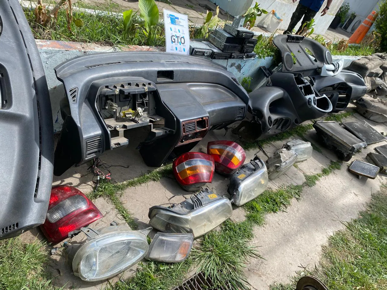 3183fa34-3e03-4091-8ea8-7382de5f8eef