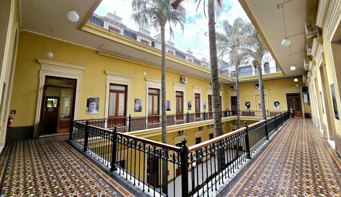 Galería de mujeres bonaerenses