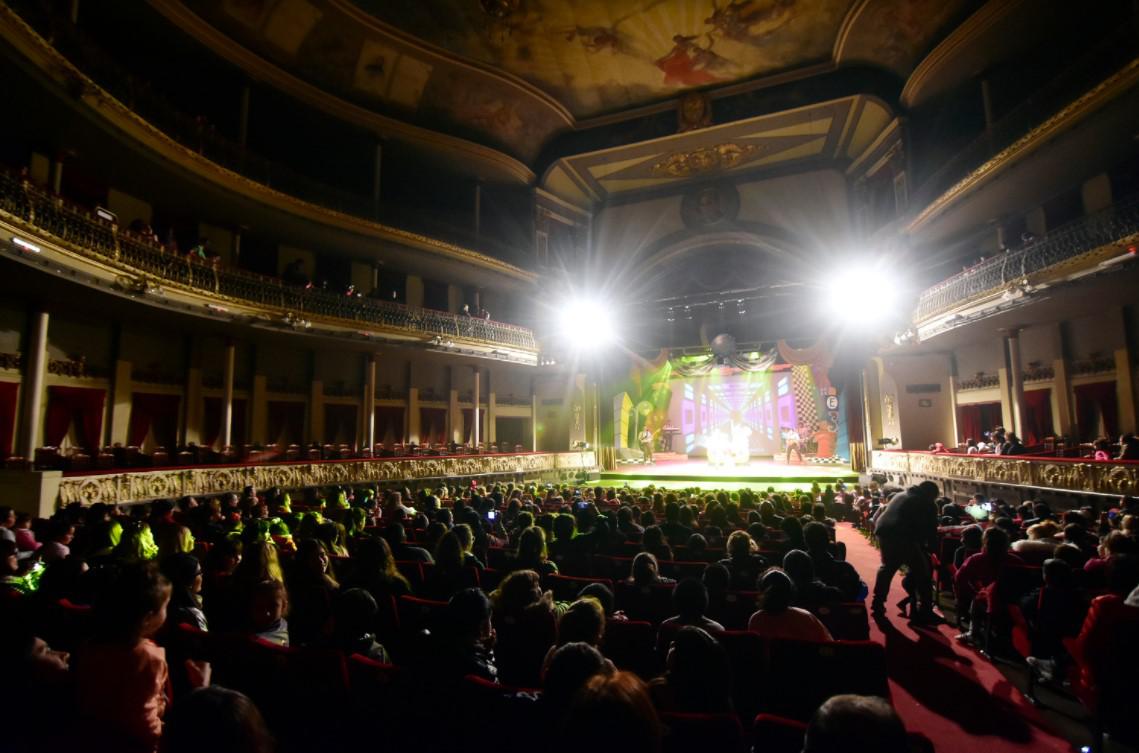 coliseoconpublico