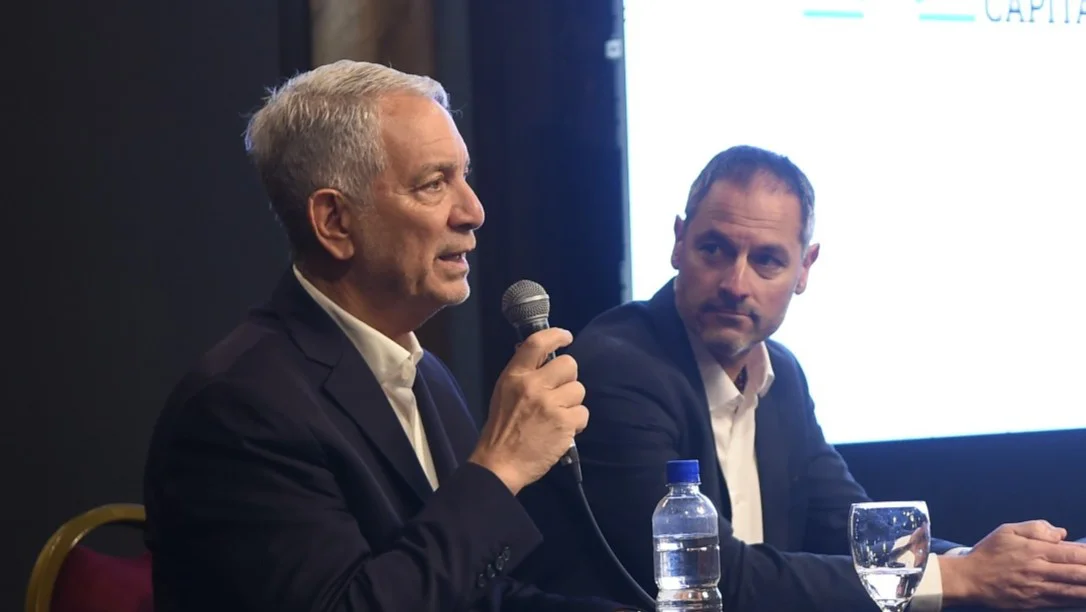 Alak y Fernando Carlos en la presentacion de la unidad de gestión de riesgo