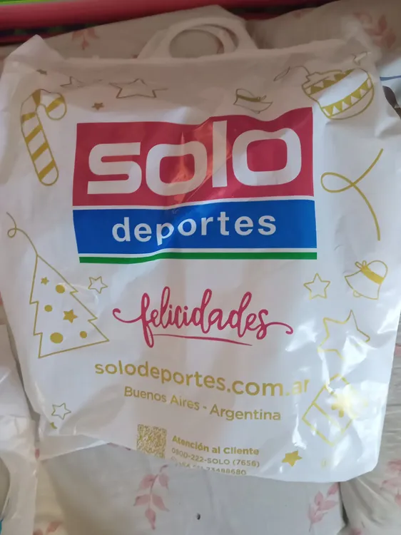 Bolsa perdida en el Este a la altura de 659 y 12