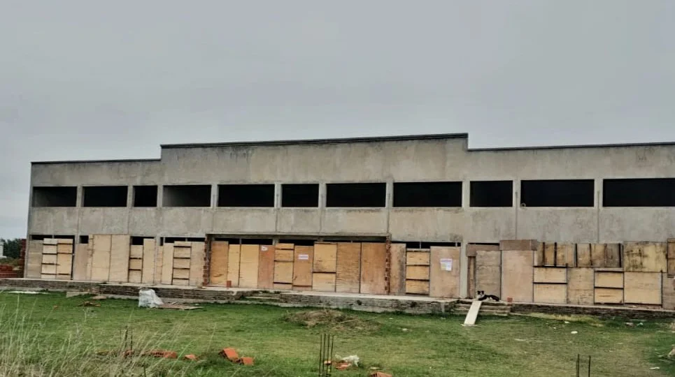 Construcción clausurada nuevamente en Sicardi
