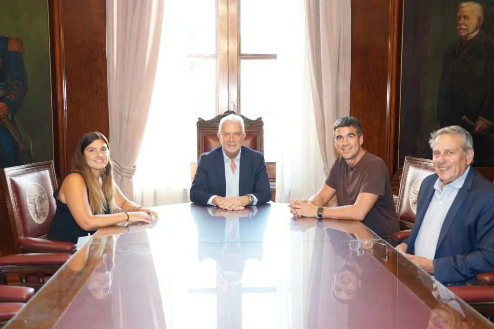 Aumento Salarial del 10 % para los municipales de La Plata