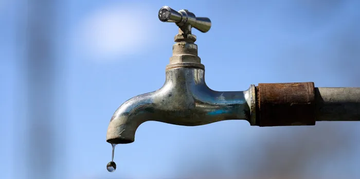 Denuncian falta de agua en la escuela N° 46 de Arana