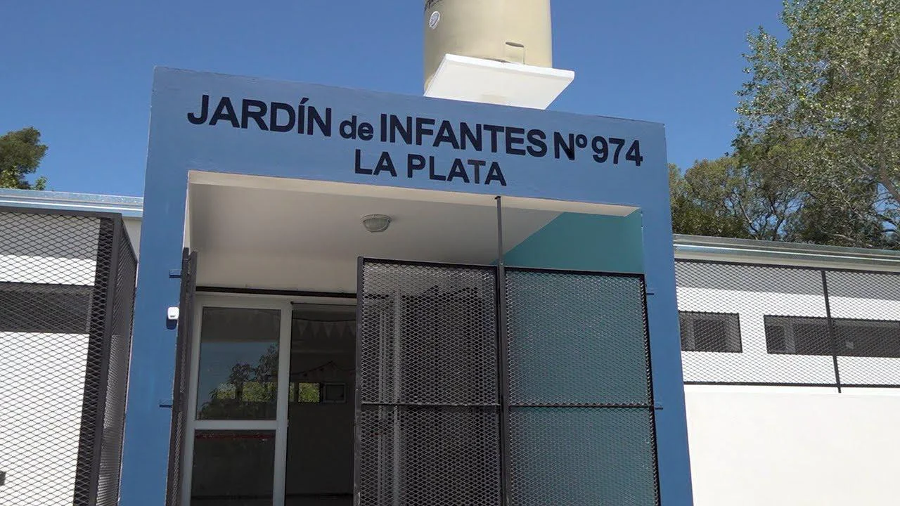 Jardín de infantes 974 de Arana