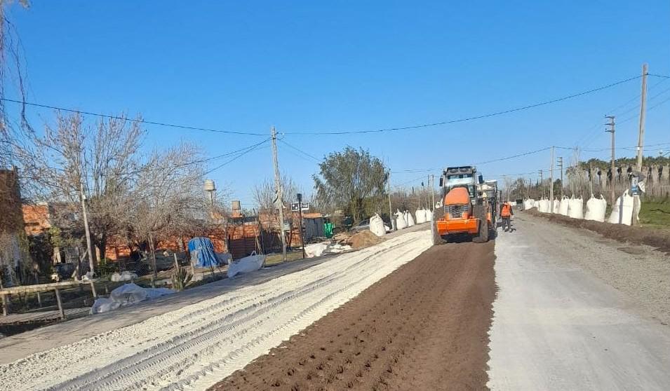 Repavimentación en calle 637 - Arana