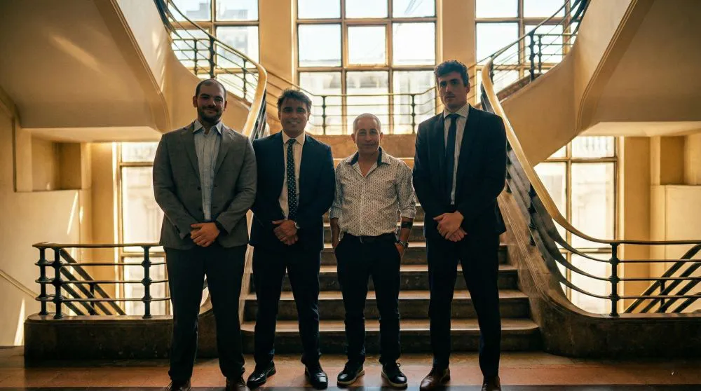 Santiago y sus abogados