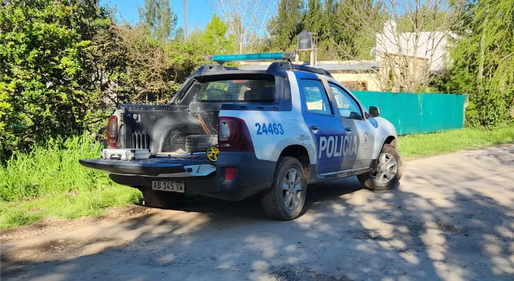 Policía científica trabajando en el lugar